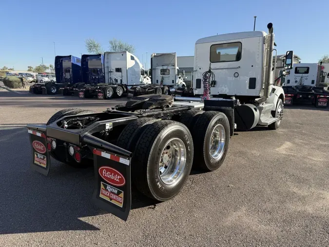 2023 Peterbilt 579