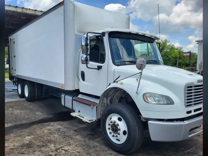 2016 FREIGHTLINER/MERCEDES M2 106