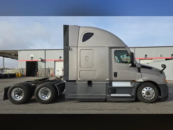 2022 Freightliner Cascadia 1263ba7c6bf9083867873d1108ba68a1970