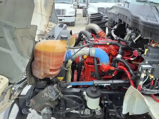 2019 NAVISTAR INTERNATIONAL 4300