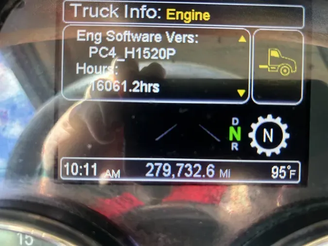 2021 Peterbilt 567