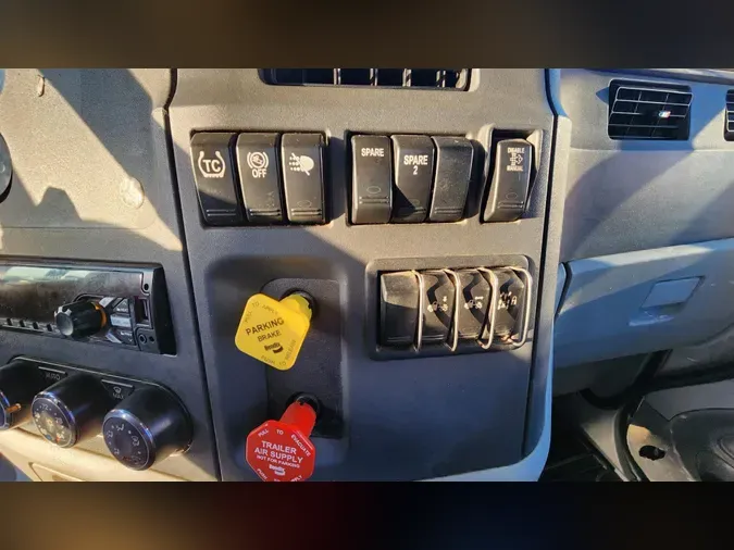 2020 Peterbilt 579