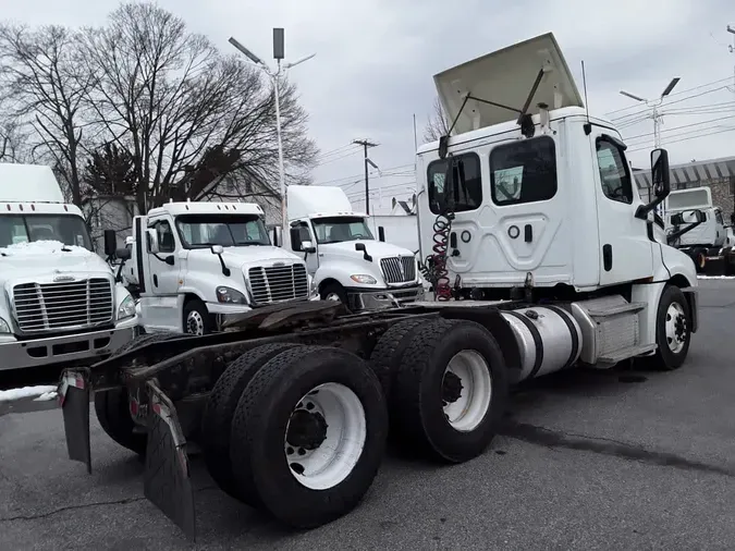 2019 FREIGHTLINER/MERCEDES NEW CASCADIA PX126643bb0eafcbde5534106a4a3542d1a4463
