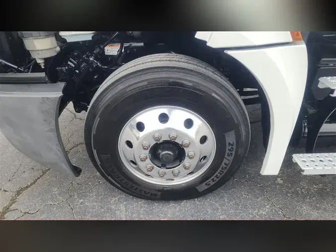 2020 FREIGHTLINER CA126