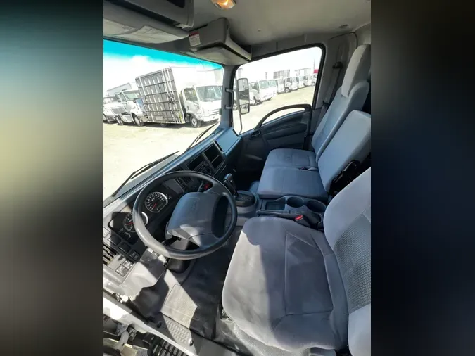 2019 ISUZU NPR