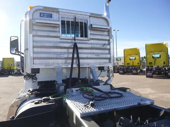 2019 Peterbilt 5793bb56c34fef816598994744b027d39c0