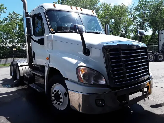 2018 FREIGHTLINER CASCADIA 125