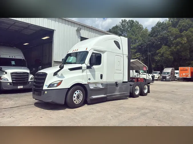 2023 Freightliner Cascadia 1263bc72acbbb7dd0bbe25175386d55060a