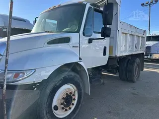 2009 INTERNATIONAL DURASTAR 4300