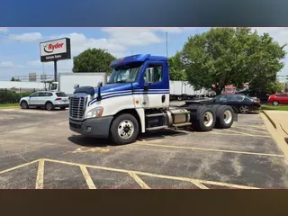 2020 FREIGHTLINER/MERCEDES CASCADIA 125