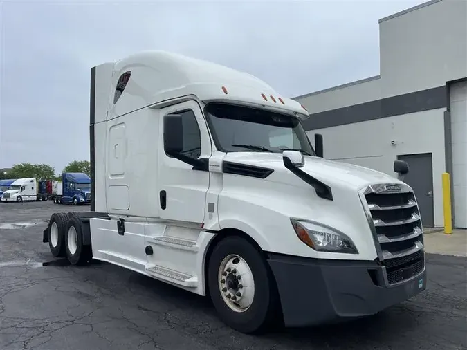2020 FREIGHTLINER CA126
