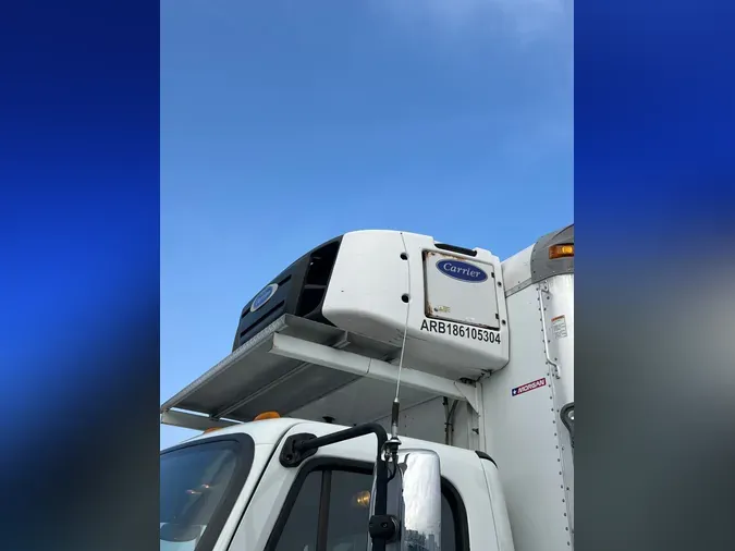 2018 FREIGHTLINER/MERCEDES M2 106