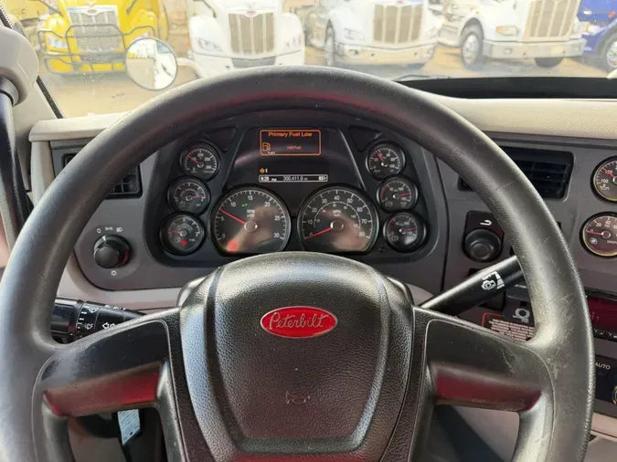 2020 Peterbilt 567
