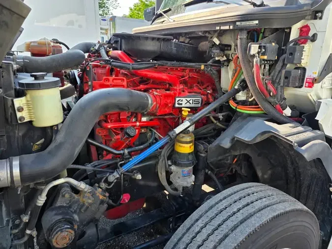 2020 NAVISTAR INTERNATIONAL LT625 SLPR CAB