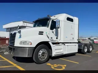 2017 Mack CXU603