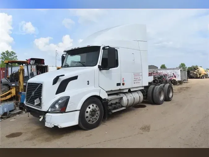 2008 VOLVO VNL64T6303bd89cdc936f8dd93740cda45b93d829