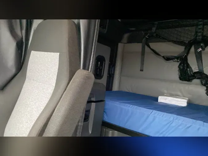 2022 Freightliner Cascadia 126