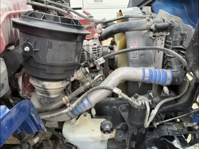 2021 FREIGHTLINER/MERCEDES M2 106