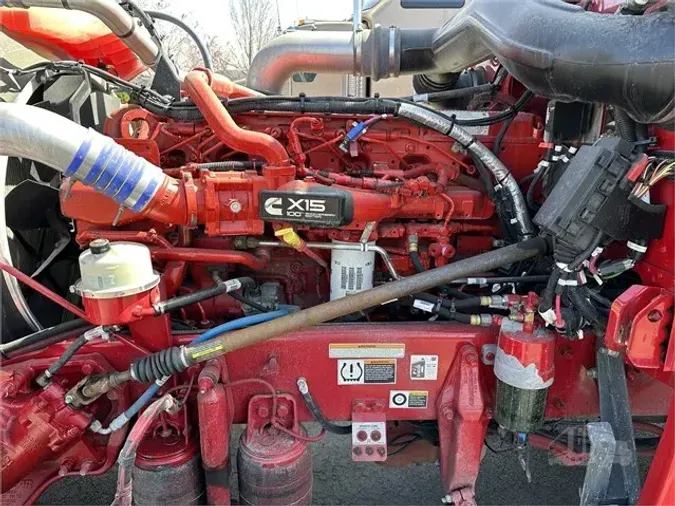 2020 PETERBILT 389