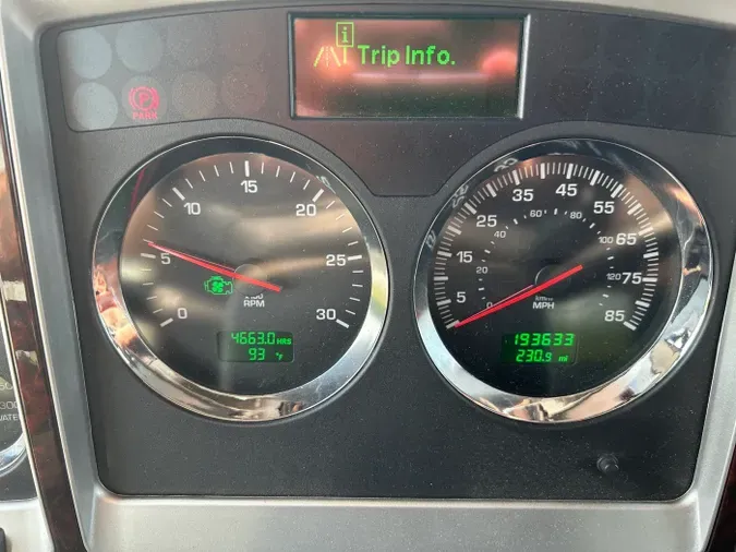 2023 Kenworth W900L