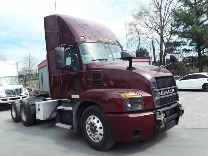 2020 MACK TRUCKS, INC. ANTHEM 64T3be5640566d5b9316b0c1223c29bda21