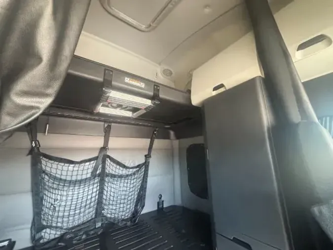 2020 Freightliner New Cascadia 126