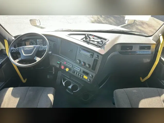 2023 Freightliner Cascadia 1263be95638c4314818b034327887a629e7
