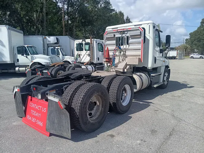 2018 FREIGHTLINER/MERCEDES CASCADIA 125