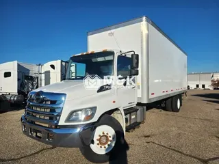 2017 HINO 268A