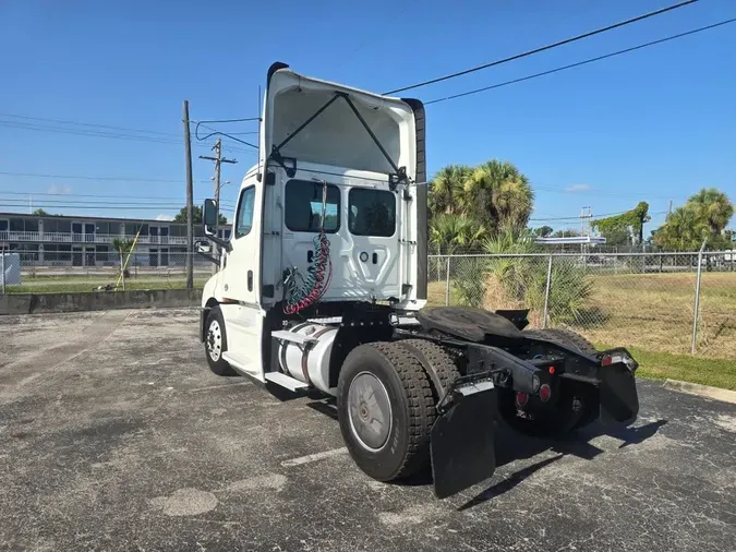 2020 FREIGHTLINER/MERCEDES NEW CASCADIA 1163bec9509417daea74bfe4e6ff050a809