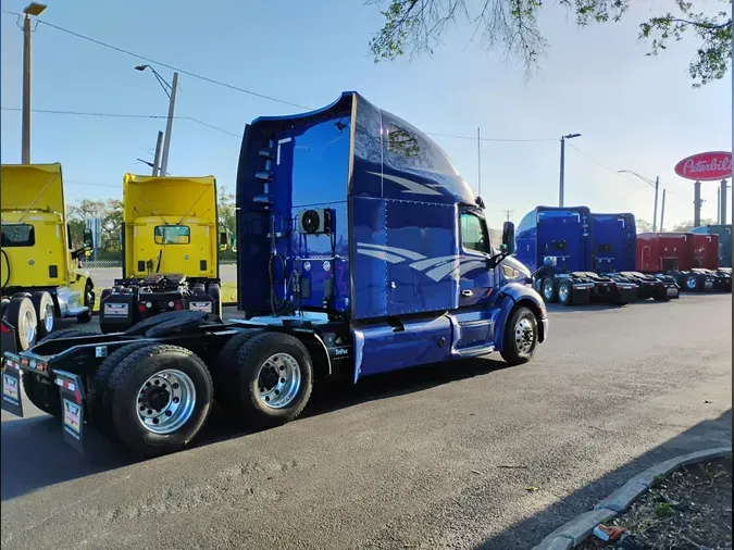 2022 Peterbilt 579