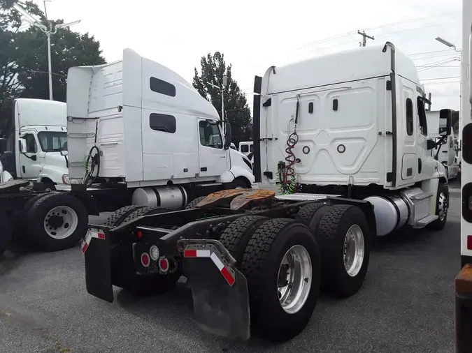 2019 FREIGHTLINER CASCADIA 125