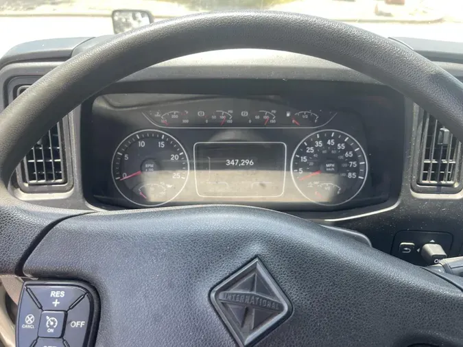 2020 International LT625