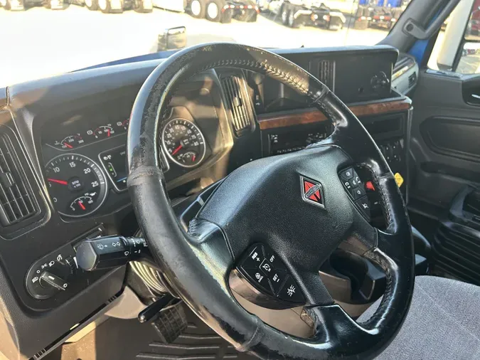 2020 International LT625