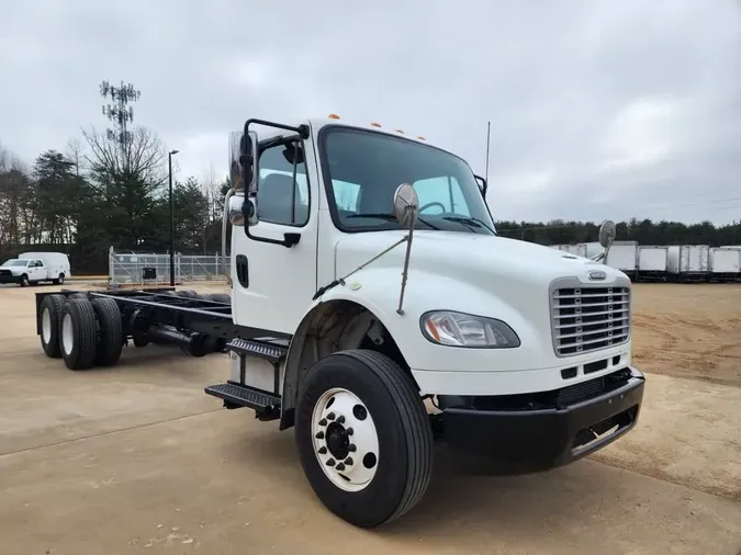 2019 FREIGHTLINER/MERCEDES M2 106
