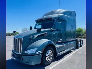 2022 Peterbilt 579