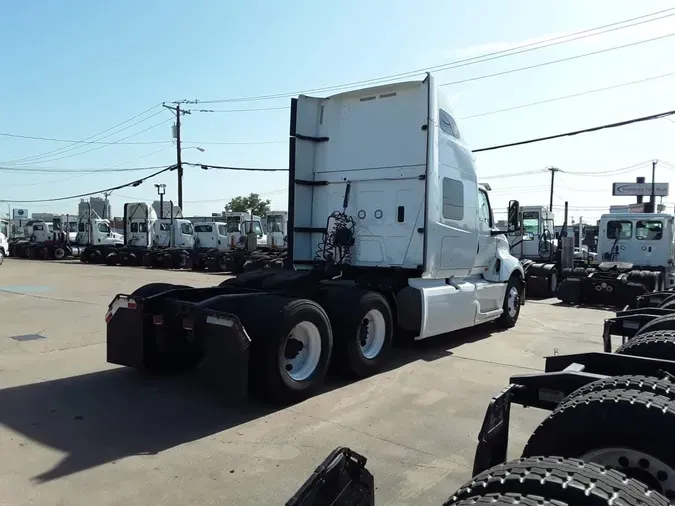 2019 NAVISTAR INTERNATIONAL LT625 SLPR CAB