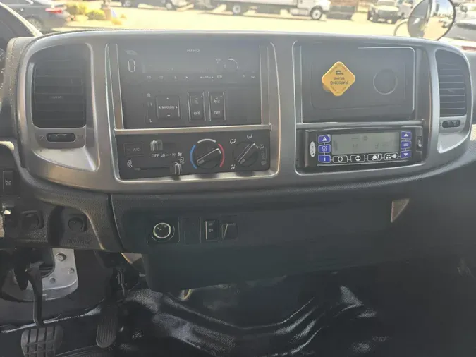2019 Hino 268A3bf2c6554273f3359ae7c4d4b424c6a7