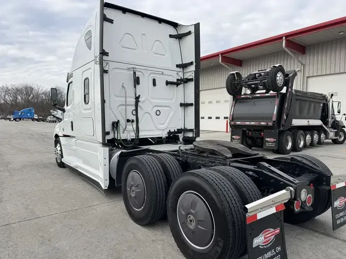 2023 Freightliner Cascadia&reg;