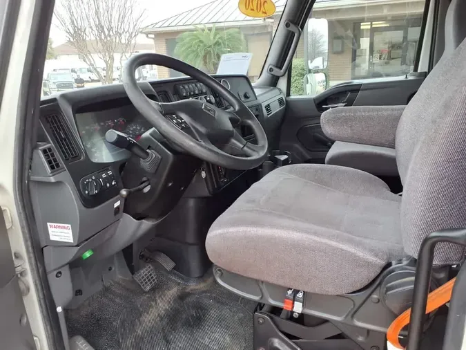 2020 NAVISTAR INTERNATIONAL MV607 (4X2)