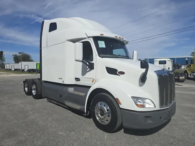 2021 Peterbilt 579