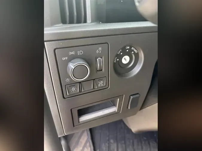 2026 VOLVO TRUCK VNL64TV04