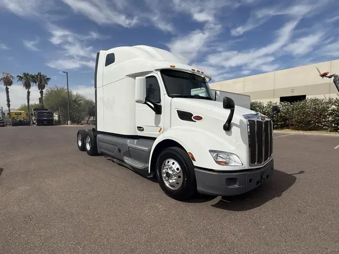 2021 Peterbilt 579