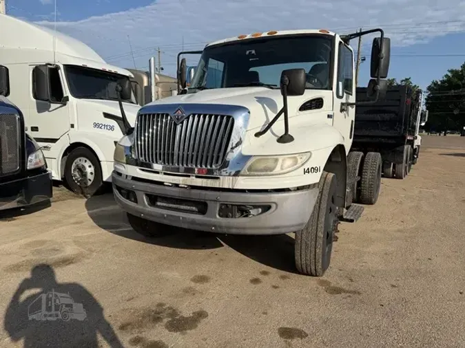 2014 INTERNATIONAL DURASTAR 4400