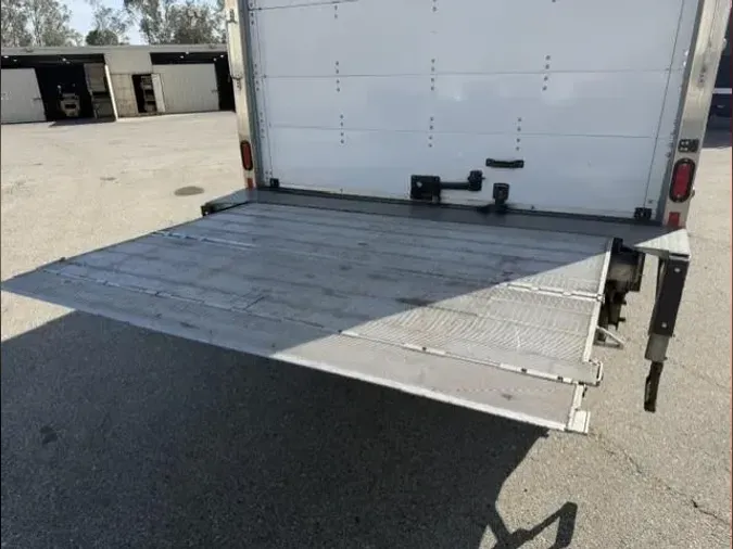 2022 Freightliner Business Class M2 106