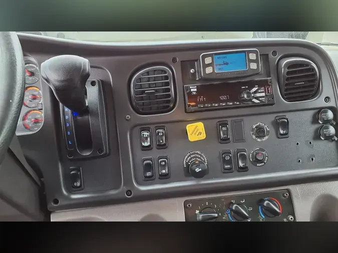 2019 FREIGHTLINER/MERCEDES M2 1063bfaa64781144e940e0e4c14ac050c4e