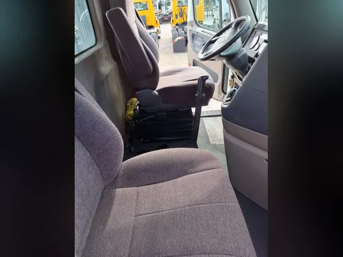 2020 FREIGHTLINER/MERCEDES CASCADIA 125