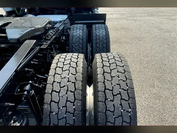 2023 INT LT625 6X4