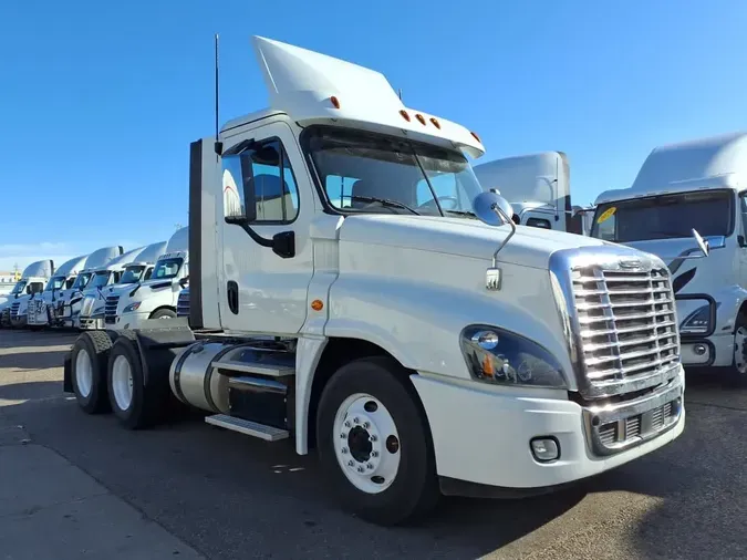 2019 FREIGHTLINER/MERCEDES CASCADIA 1253bfd6467f8e8cb7690d3f7fbebcbd346