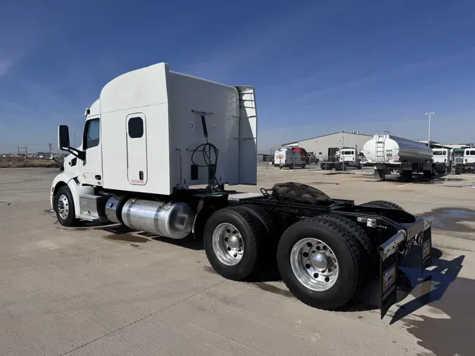 2022 Peterbilt 579